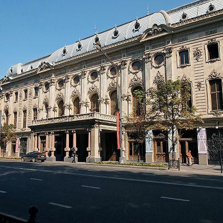 Parliament on Rustaveli Studio Tbilisi Buitenkant foto